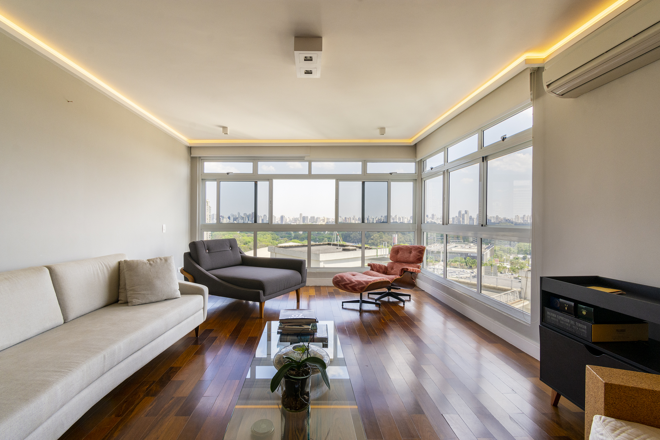Apartamento no Paraíso