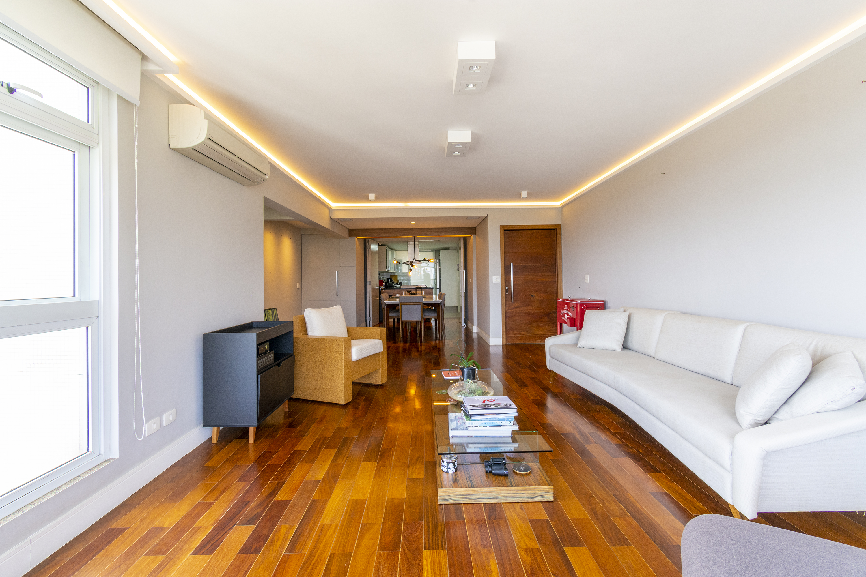 Apartamento no Paraíso