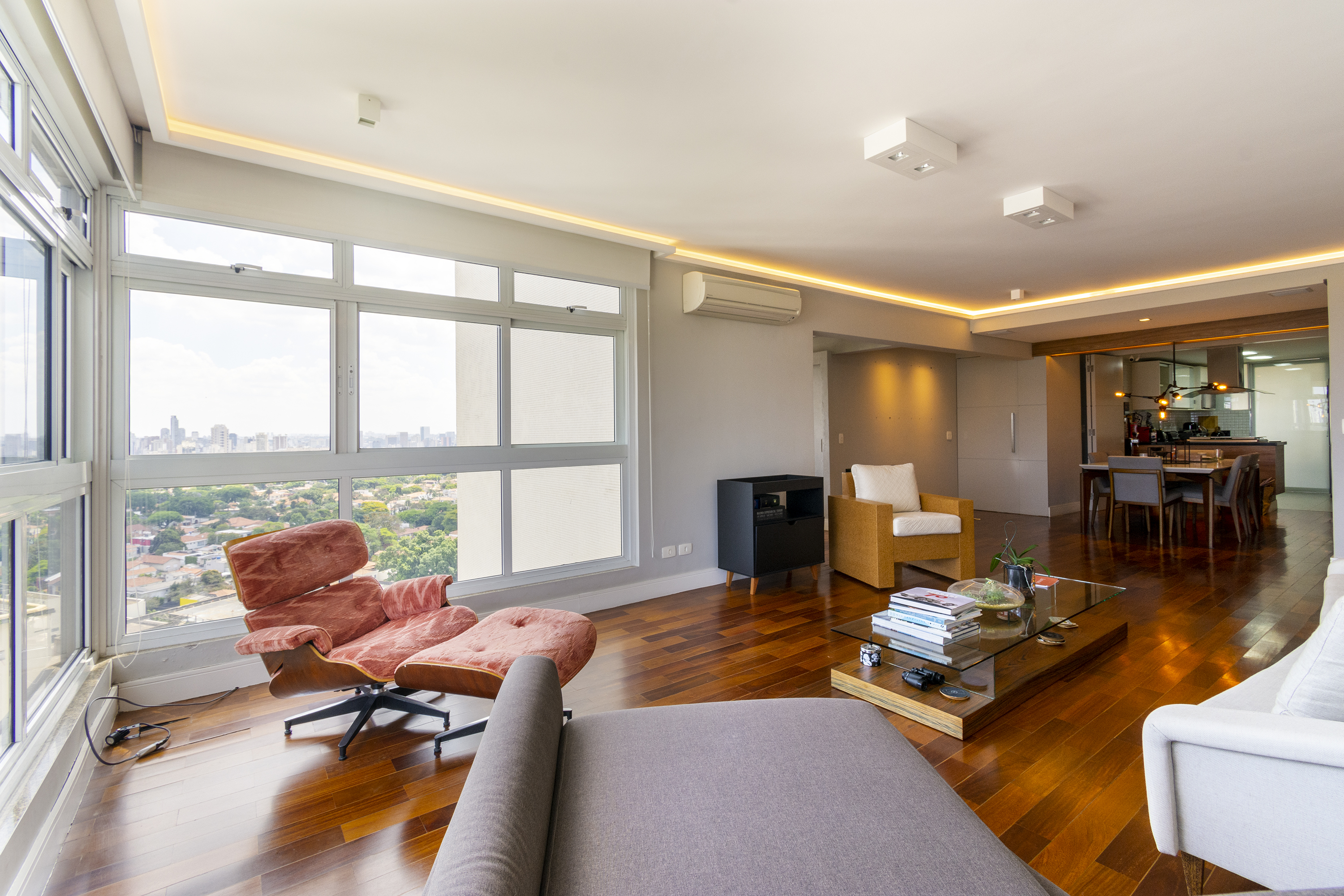 Apartamento no Paraíso