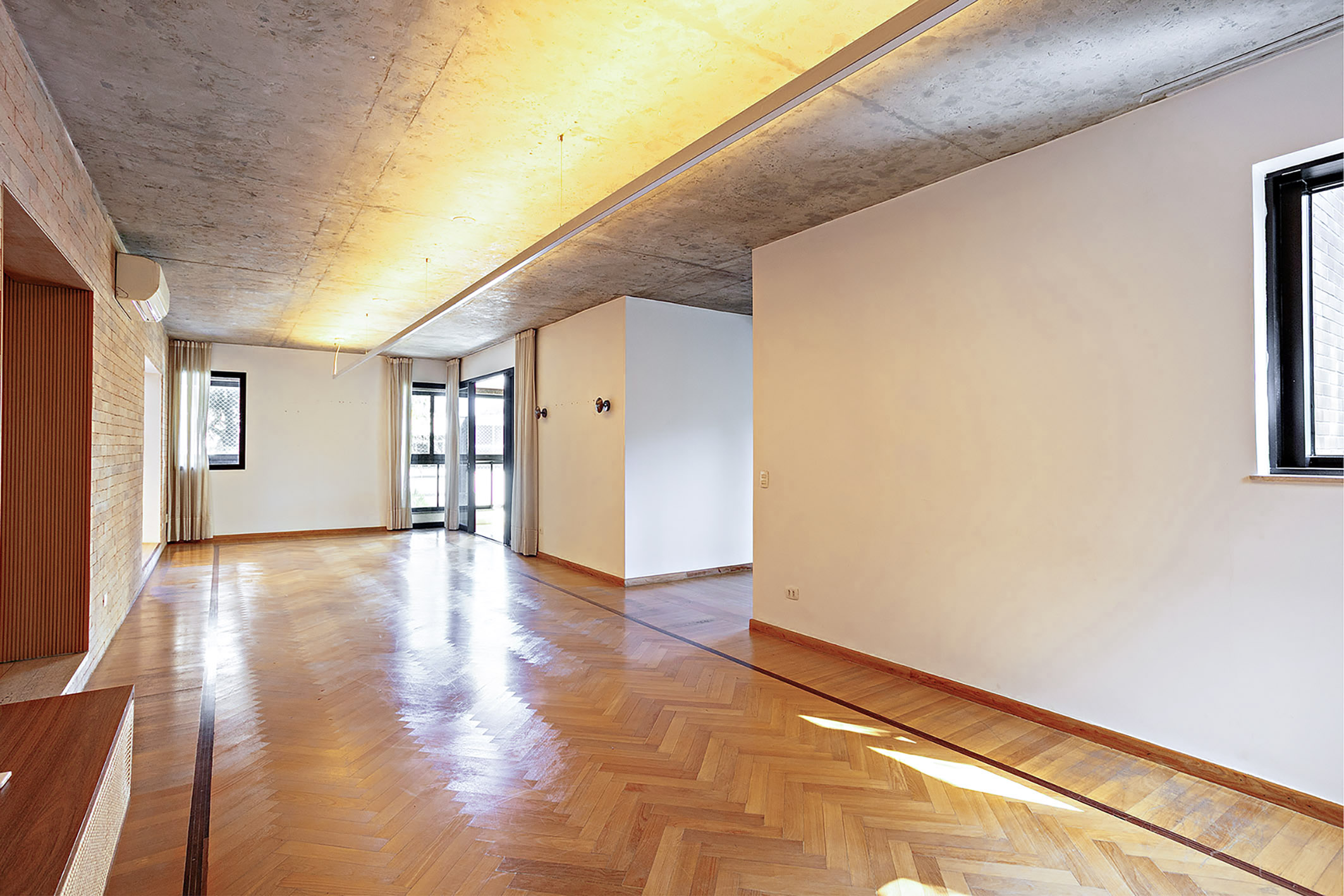 Apartamento no Paraíso