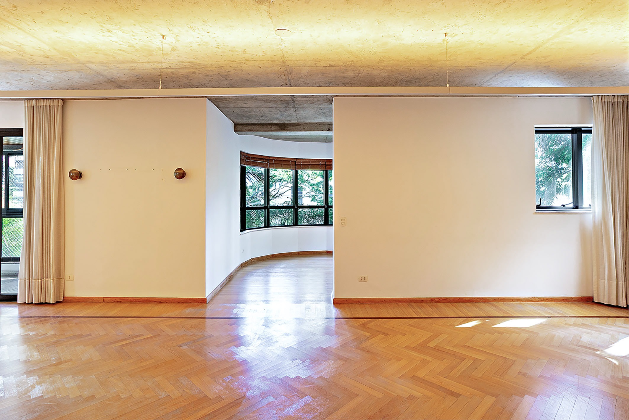 Apartamento no Paraíso